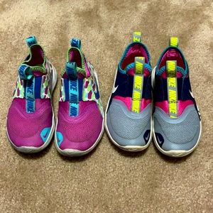 2 pairs of Nike